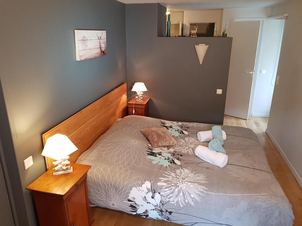 La Girandole Chambre D'Hotes Et Location D'Appartement 阿维厄 外观 照片